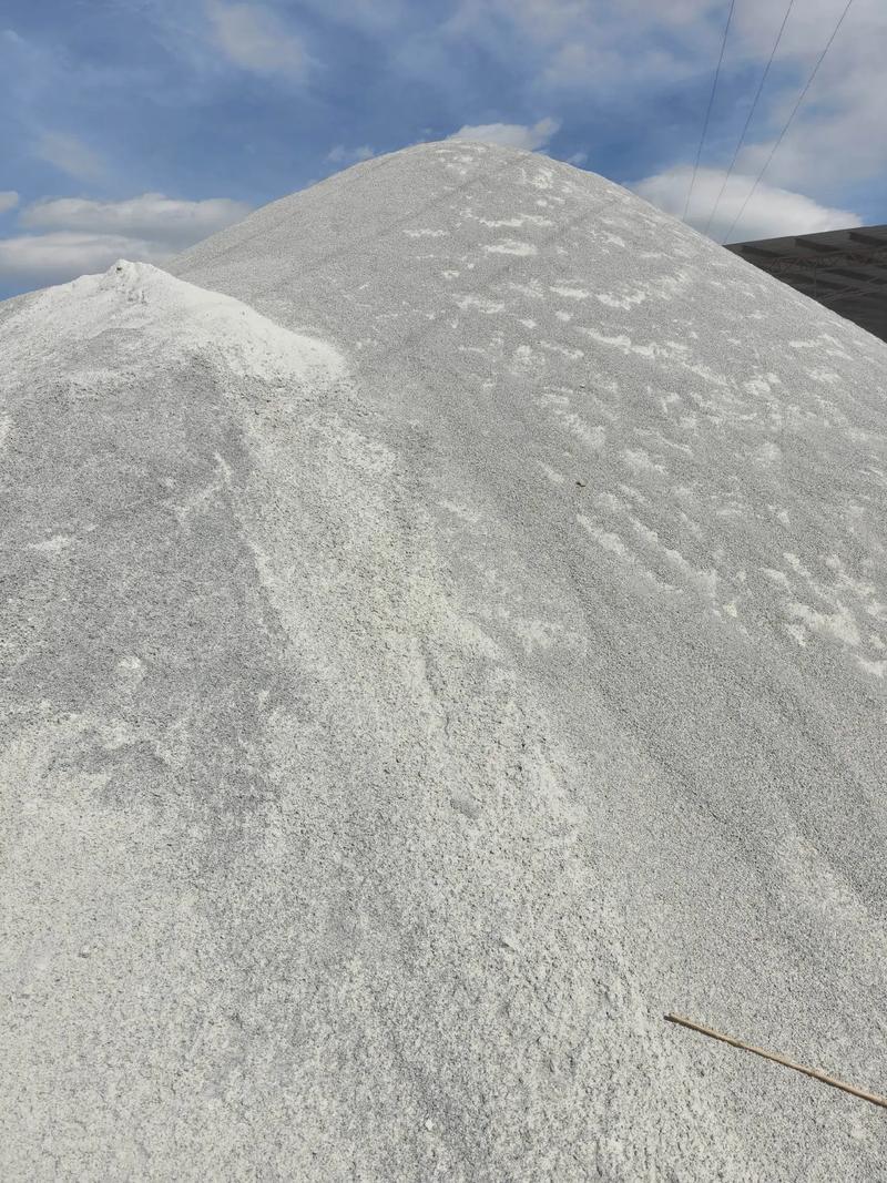 大理方達(dá)磚廠 優(yōu)質(zhì)沙石料供應(yīng)商，滿足不同需求